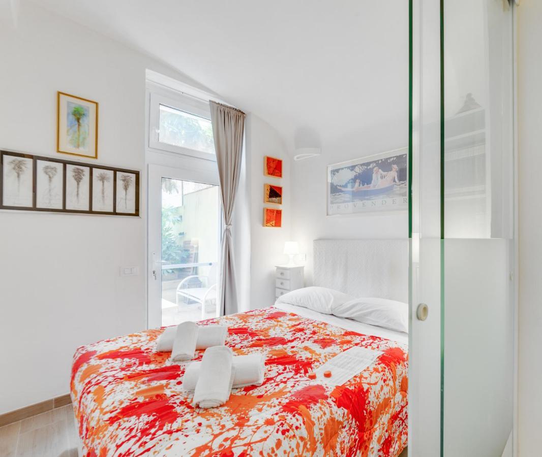 Oltrarno Bright Apartment Con Patio Privato Florenz Exterior foto